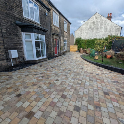 Mint Fossil Indian Sandstone Cobble - Calibrated - 150mm x 150mm x 20mm - The Landscape Factory