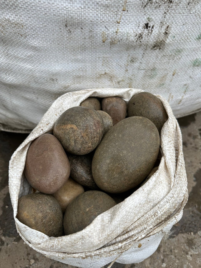 Scottish Cobbles - Bulk Bag - 850kg Approx - The Landscape Factory